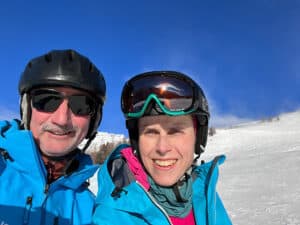 Zwei Skifahrer