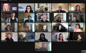 Menschen im Zoom Call