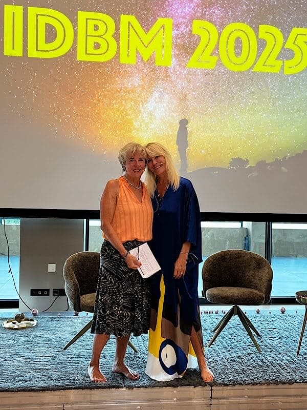 2 Frauen