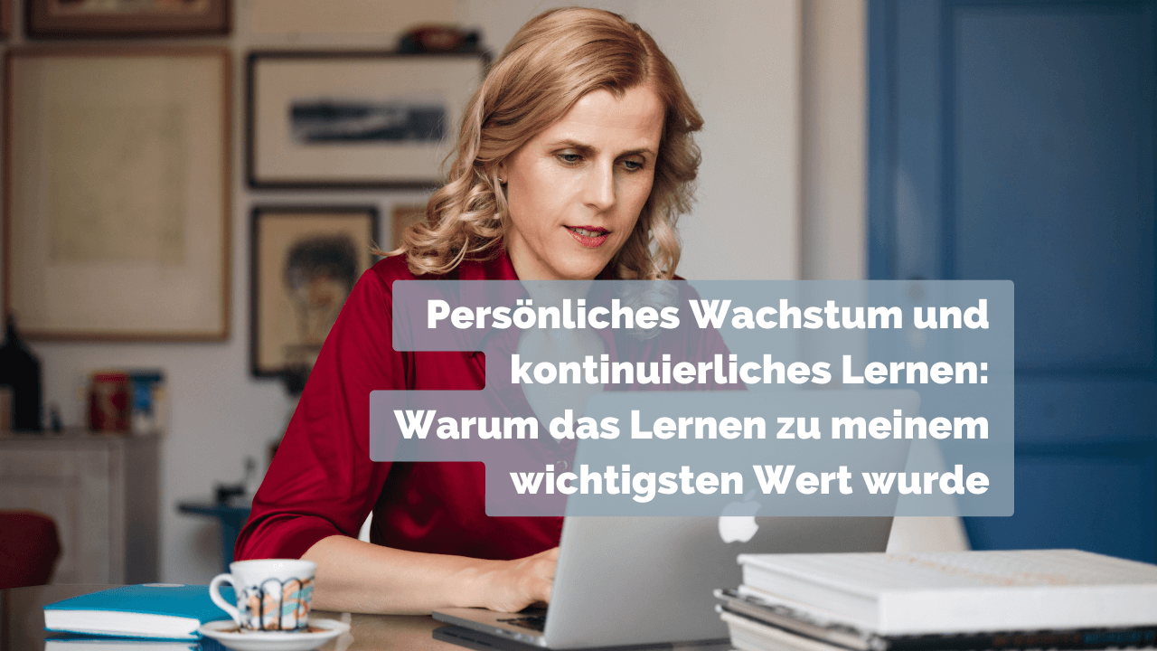 Frau am Schreibtisch