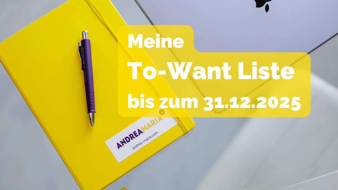 Buch mit Stift und Text davor