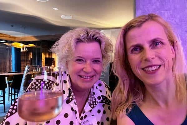 Treffen von Sabine Zettl nach vielen Jahren in der Realität